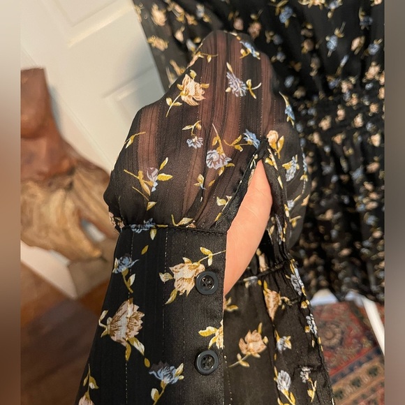 NWT Missguided Plus Mini Dress with Shirred Waist in Black Floral - Picture 6 of 12